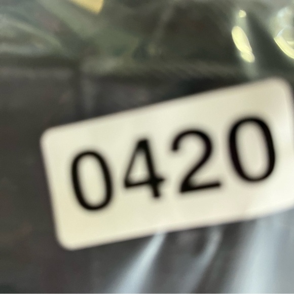 Madewell 25P Kick Out Crop Jeans petite black 0420 Midrise solid flare - Picture 12 of 12